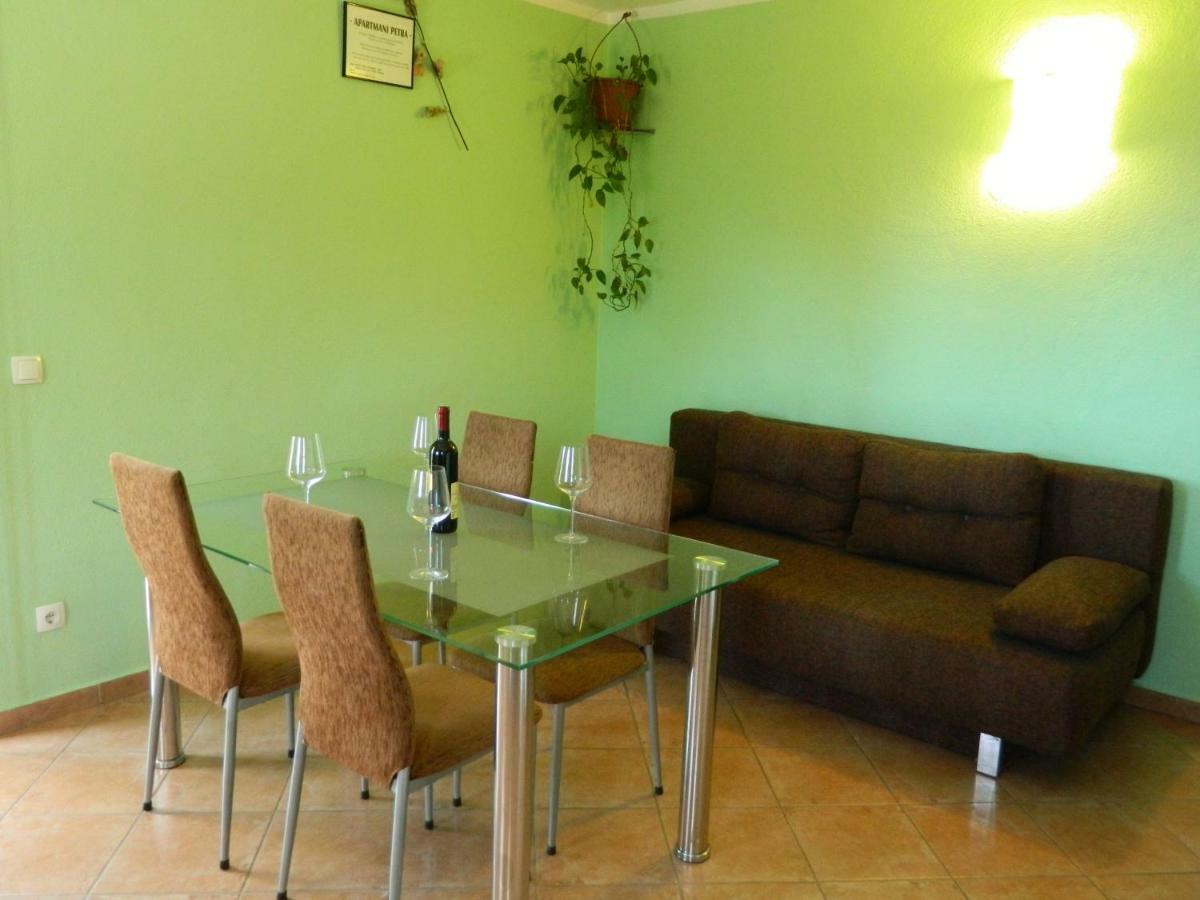 Apartmani Petra Primosten Luaran gambar