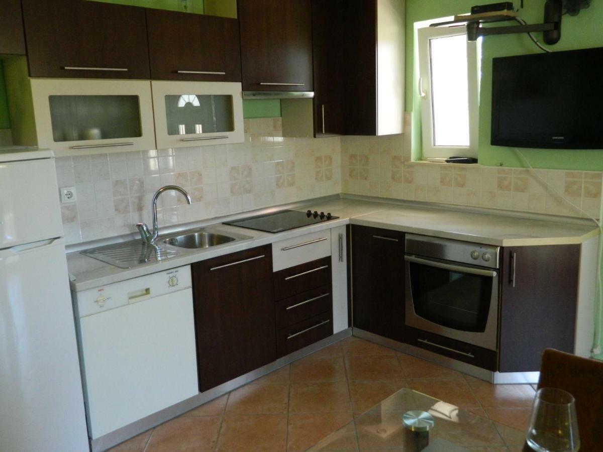 Apartmani Petra Primosten Luaran gambar